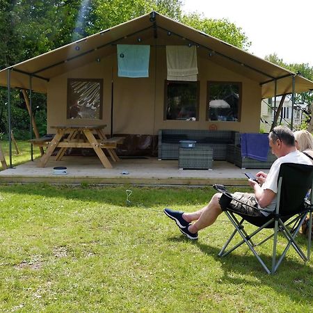 Safaritent Sarek, Wolvenspoor 10 Vledder Extérieur photo