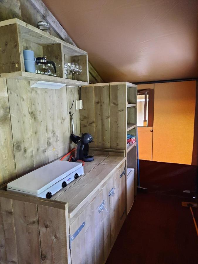 Safaritent Sarek, Wolvenspoor 10 Vledder Extérieur photo