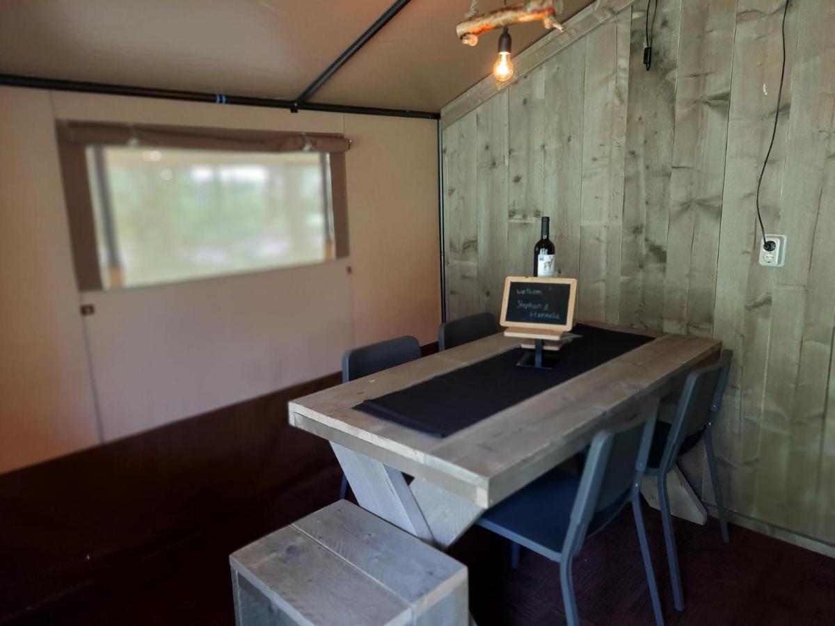 Safaritent Sarek, Wolvenspoor 10 Vledder Extérieur photo